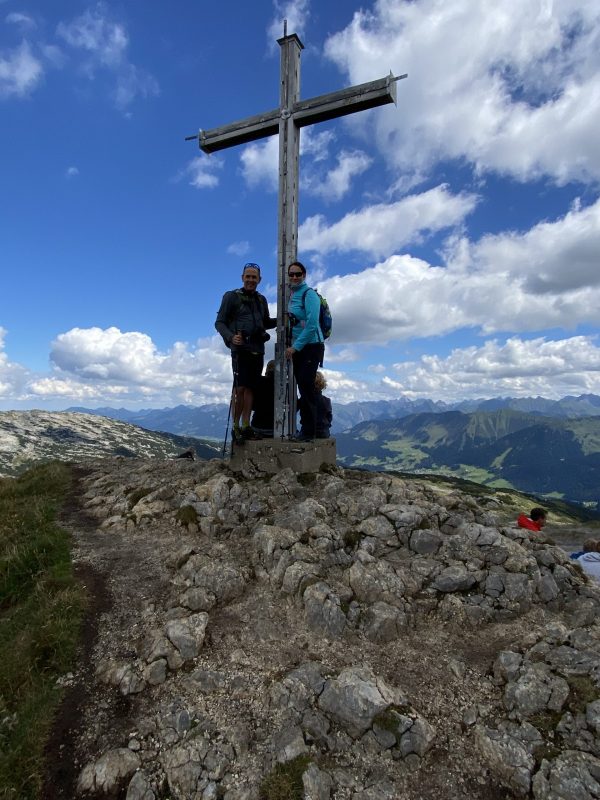 Hahnenköpfle-Gipfelkreuz